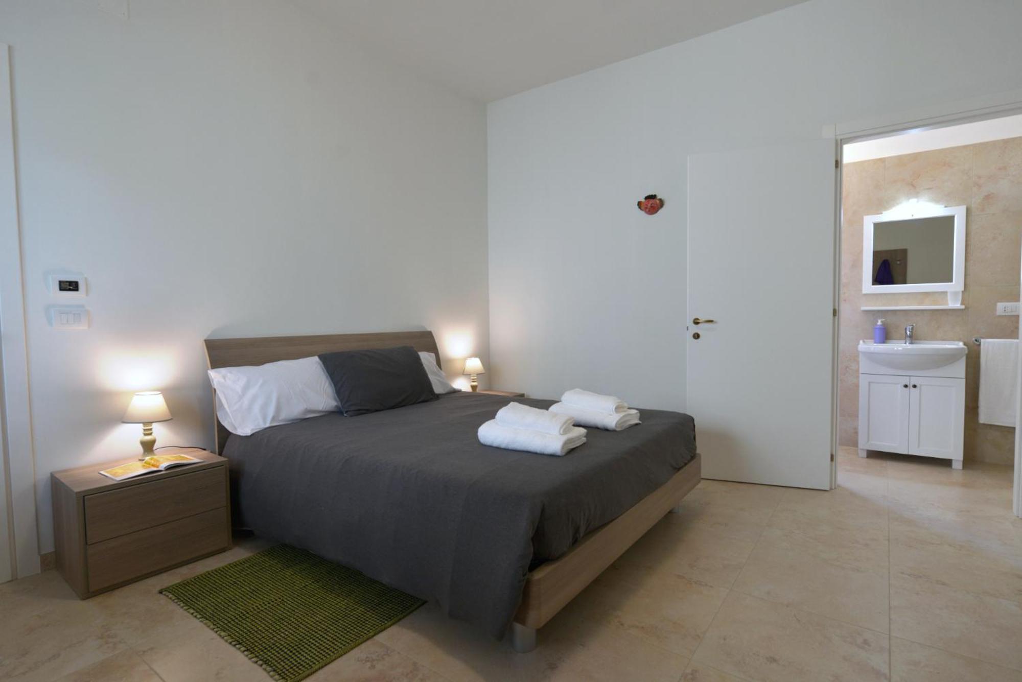 B&B Dei Ciclopi Salice Salentino Eksteriør billede